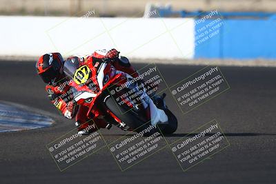 media/Oct-11-2025-CRA (Sat) [[48ae399f89]]/Races/Race 9/